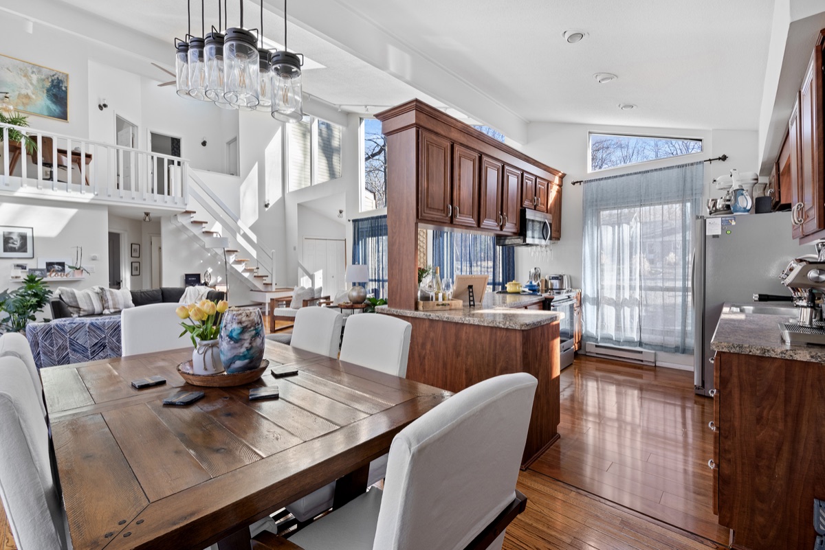 Modern Luxury Retreat in the Poconos with panoramic windows—designed for comfort, style, and memorable stays.