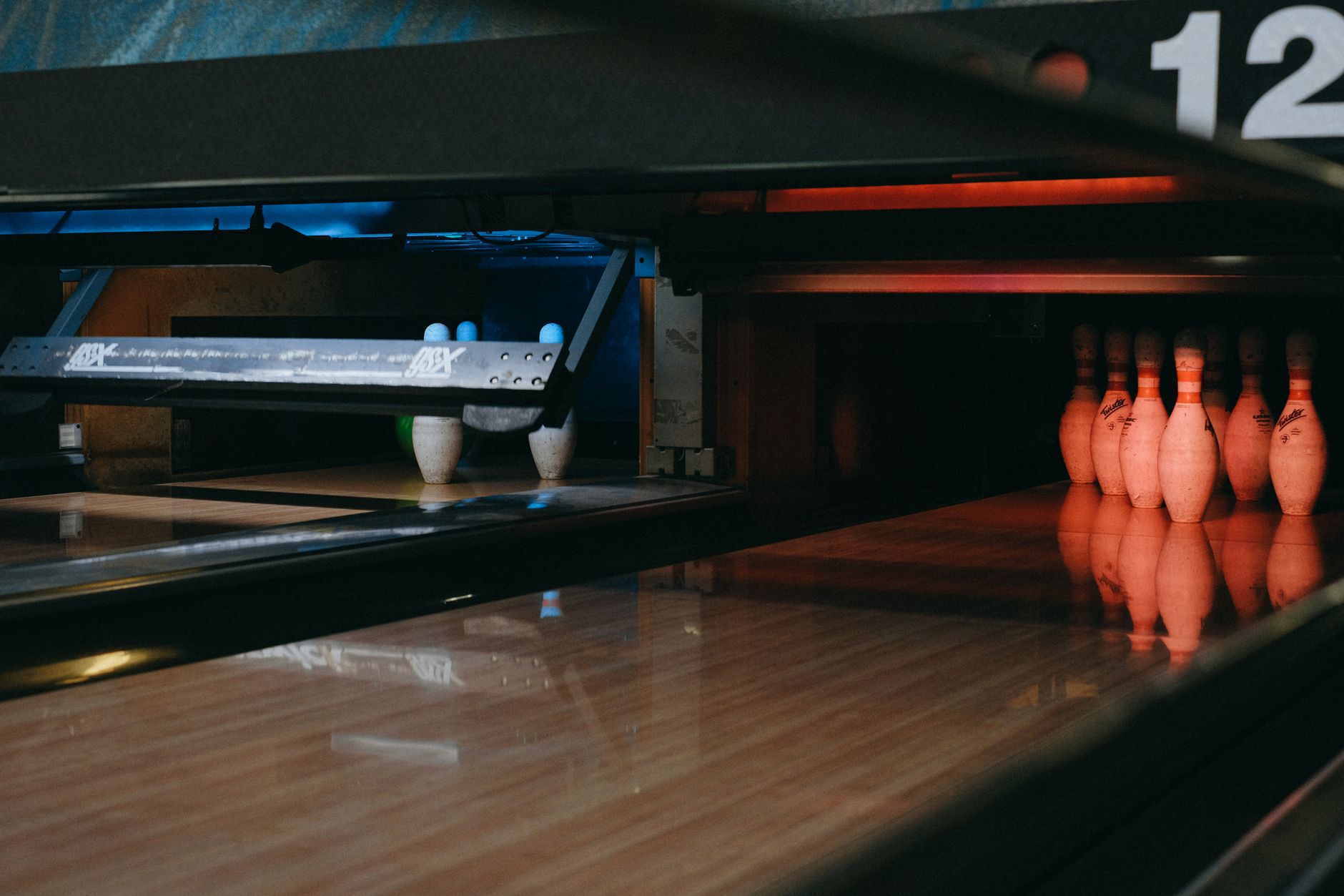 Skylanes Bowling: The Ultimate Family Bowling Experience in the Poconos